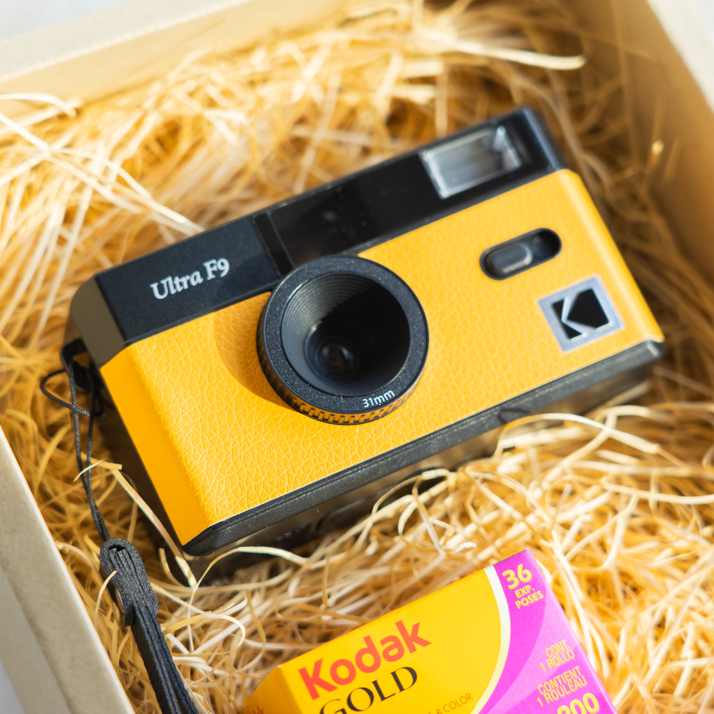Kodak Ultra F9 フィルムカメラ イエローxブラック | FILMY CAMERA